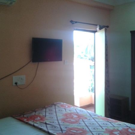 Ancora Beach Resort Baga Exterior photo